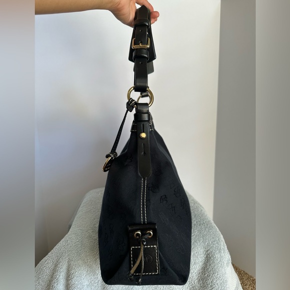 Dooney & Bourke Signature Fabric Canvas w/ Leather Trim Hobo Bag, Black, EUC - Picture 6 of 11